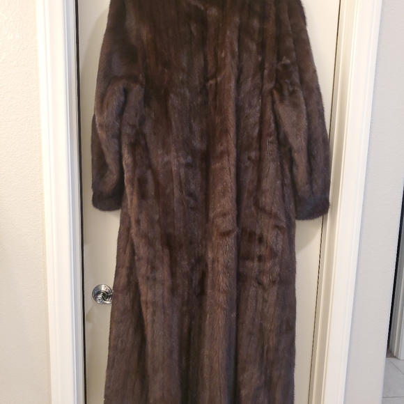 Mink Fox collar, 20W, sable - Picture 3 of 3